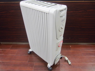 ﾃﾞﾛﾝｷﾞ ｵｲﾙﾋｰﾀｰ.JPG